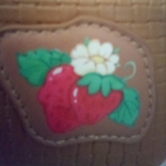 S. Shortcake Picnic Basket Tote (New w/Tags) - Picture 6 of 7
